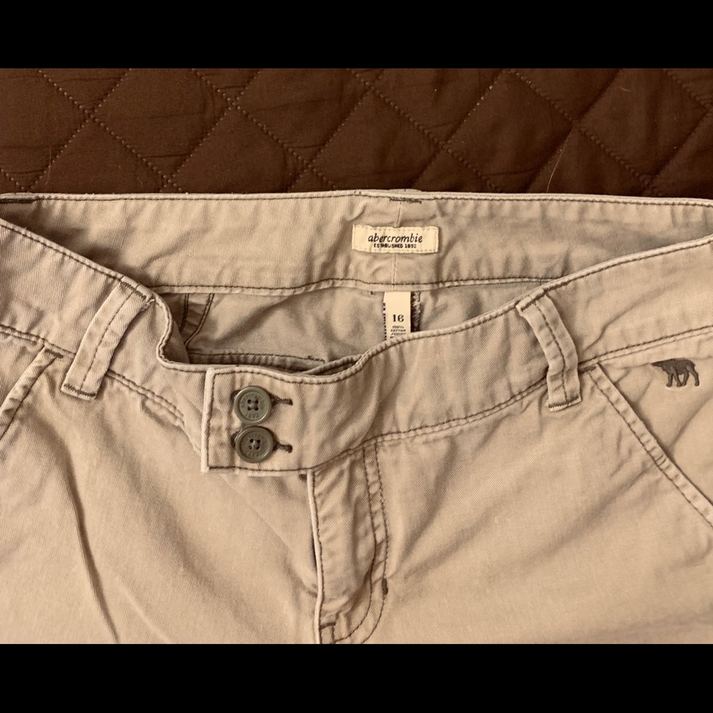 Abercrombie and Fitch Khaki straight relax pants